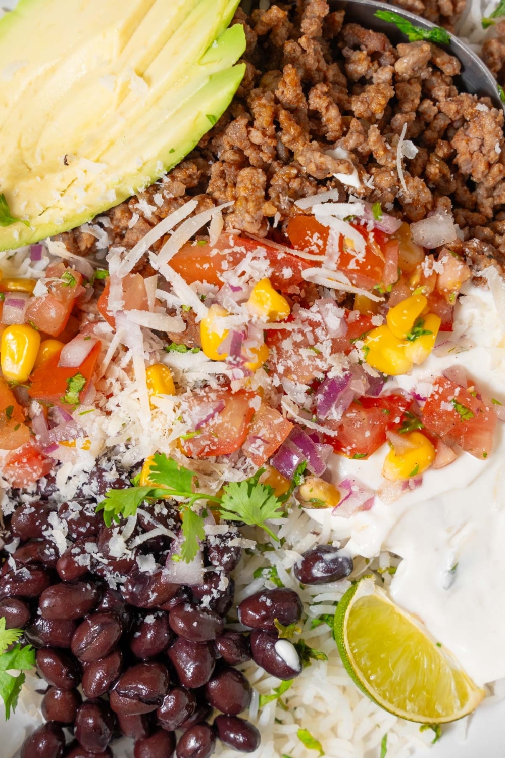 A close up of the taco cottage cheese bowl.